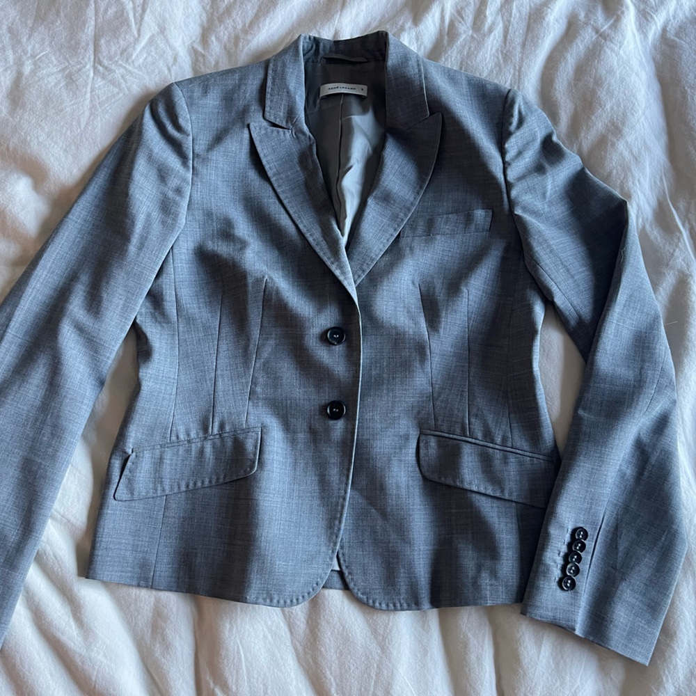 RENÉ Lezard woman’s wool suit